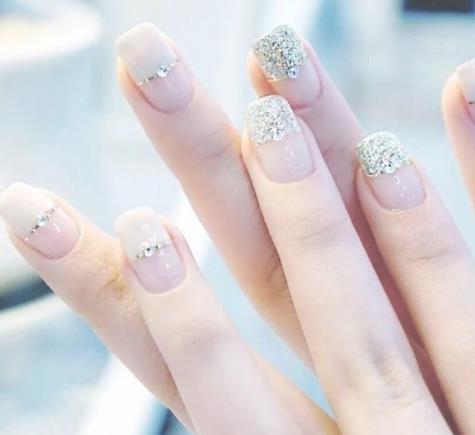 美甲图片2018新款女人4款美甲图片欣赏