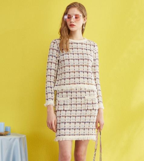 穿上套装让你神采奕奕：知性而且端庄（图）