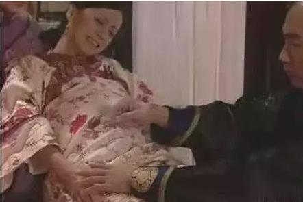 原来古代人可以蹲着生娃?这些花式分娩的方法涨知识啦! 原来古代人可以蹲着生娃?这些花式分娩的方法涨知识啦!