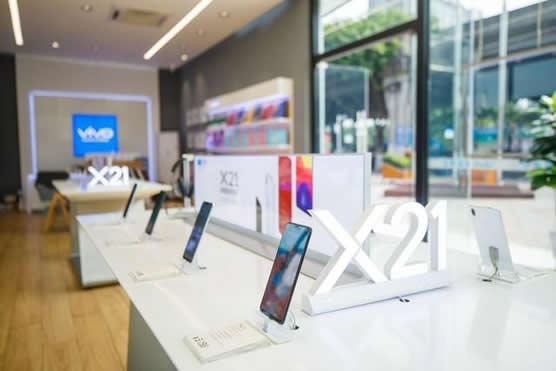 vivo天猫超级品牌日正式开启 品牌旗舰新机X21全面开售