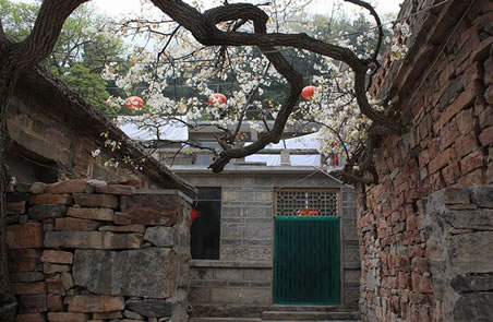 悬崖上的村庄:郭亮村世界最危险的村庄(大自然的鬼斧神工) 悬崖上的村庄:郭亮村世界最危险的村庄(大自然的鬼斧神工)