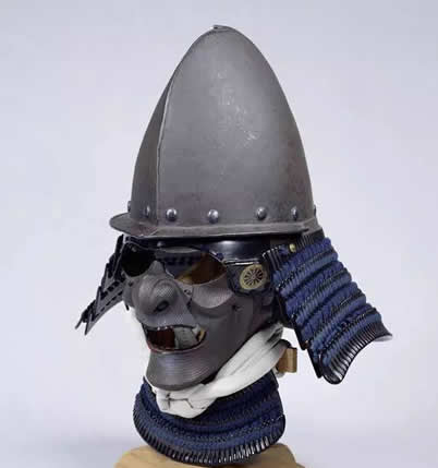 史上千奇百怪的头盔：日本奇葩头盔图片欣赏