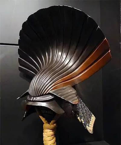 史上千奇百怪的头盔：日本奇葩头盔图片欣赏