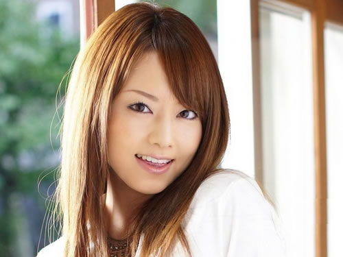 吉泽明步资料背景作品图片 吉泽明步资料背景作品图片