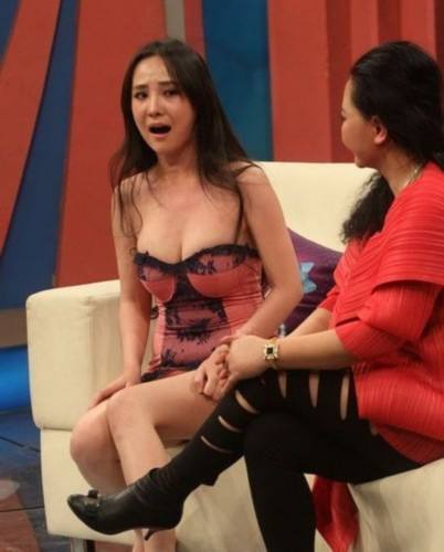 甘露露怎么火的,甘露露什么来头,甘露露为何在网上那么多绯闻 甘露露怎么火的,甘露露什么来头,甘露露为何在网上那么多绯闻