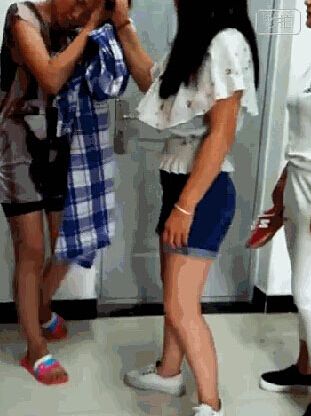 初中女生宿舍秘密图片：日本12岁小学女生图片