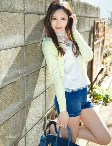 好看的女优桃谷绘里香