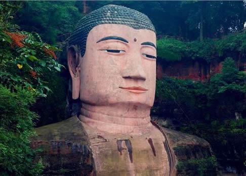 乐山大佛闭眼事件 惊天骇闻大曝光 乐山大佛闭眼事件 惊天骇闻大曝光