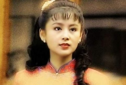 陈红年轻时的照片：演员陈红年轻时好漂亮图片