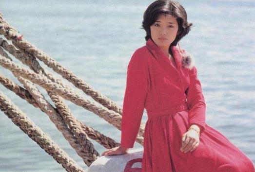 山口百惠年轻时的照片:一组山口百惠照片惊艳迷人 山口百惠年轻时的照片:一组山口百惠照片惊艳迷人