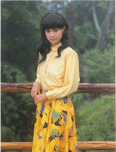 刘雪华年轻时太漂亮了:刘雪华年轻时美若天仙(图) 刘雪华年轻时太漂亮了:刘雪华年轻时美若天仙(图)