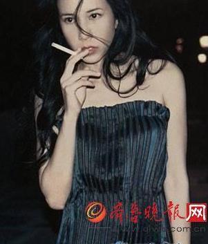 娱乐圈抽烟的女明星：盘点各个明星抽烟最帅瞬间