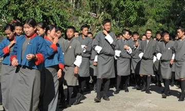 世界各国校服之最大盘点:文化背景不同风格也不同 世界各国校服之最大盘点:文化背景不同风格也不同