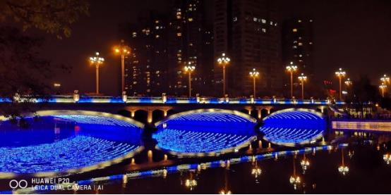 别样的天府之国,唯有在夜色之中才能体会 别样的天府之国,唯有在夜色之中才能体会