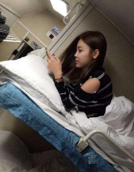 卧铺美女图片：火车卧铺照片图片合集