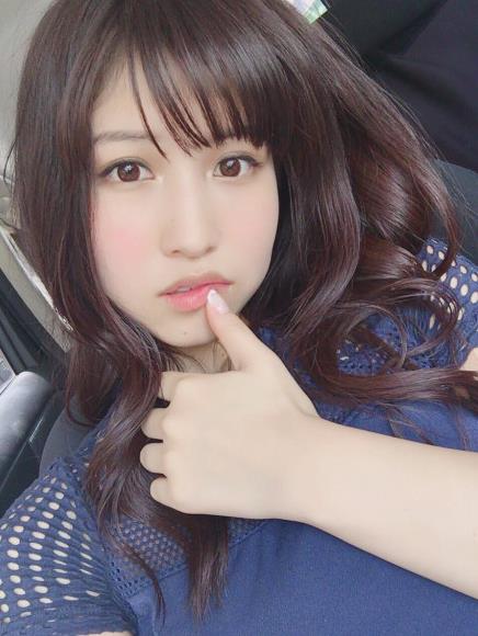 樱空桃写真欣赏：樱空桃出道时写真照片