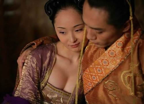 古代女人隐私大曝光：女子没有卫生巾没胸罩是怎么过的