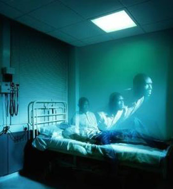 人死一瞬间是什么感觉:人死后仍有意识竟是灵魂出窍 人死一瞬间是什么感觉:人死后仍有意识竟是灵魂出窍