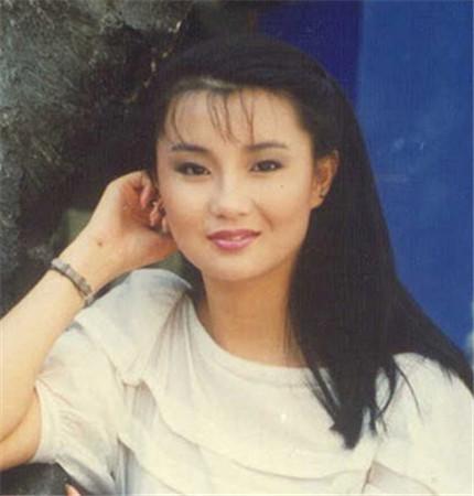 53岁张曼玉近照曝光：张曼玉气色依旧,张曼玉年轻时照片