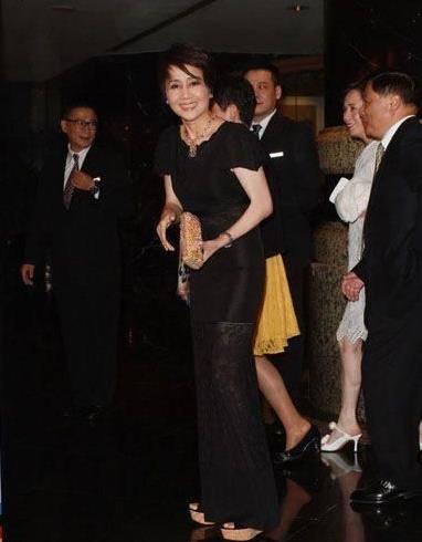 中国最富有的女性们：中国女富豪十大排名你认识几个