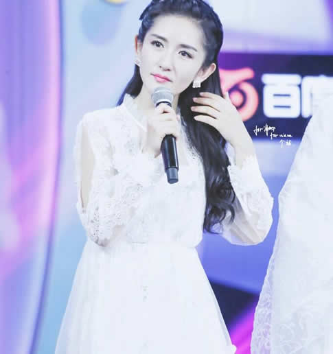 谢娜出席活动晒美照：笑容甜美的谢娜图片大放送（图）