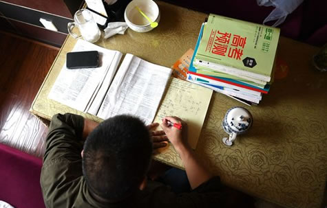 高考最牛钉子户：连续21年从不放弃,最牛钉子户盘点