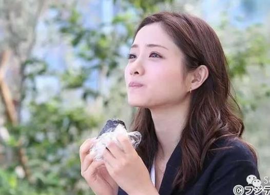 石原里美新恋情曝光:石原里美电视剧,石原里美剧照图片 石原里美新恋情曝光:石原里美电视剧,石原里美剧照图片