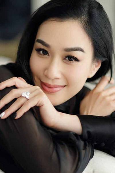 48岁钟丽缇疑再怀孕:钟丽缇资料背景,钟丽缇感情经历 48岁钟丽缇疑再怀孕:钟丽缇资料背景,钟丽缇感情经历