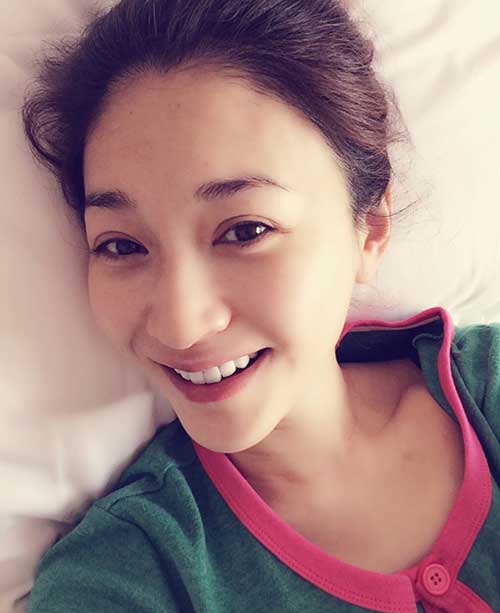 李小冉生日献吻老公：李小冉老公徐佳宁,李小冉素颜照