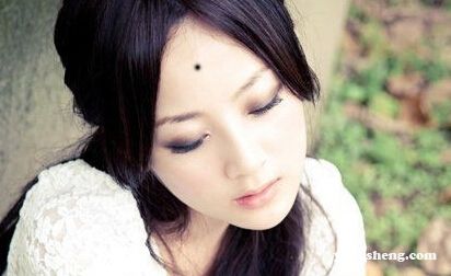 女人10处有痣是富贵命：富贵有标志看看你有几个富贵痣