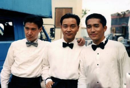 张国荣巩俐旧照曝光：张国荣巩俐互吻,张国荣与众星珍贵合影照