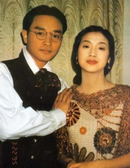 张国荣巩俐旧照曝光：张国荣巩俐互吻,张国荣与众星珍贵合影照