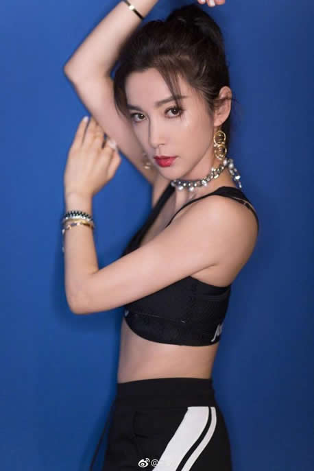 李冰冰秀小蛮腰：时尚完美结合,李冰冰资料介绍及影视剧照