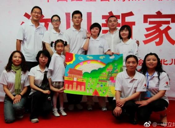 李亚鹏晒与王菲旧照