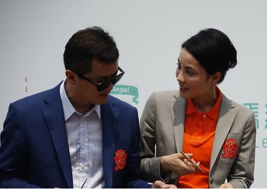 李亚鹏晒与王菲旧照