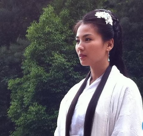 片场偶遇刘涛新剧造型：有年代感的照片,刘涛资料及剧照