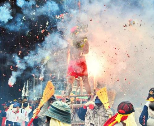 趣味十足的年俗：春节的习俗多种多样其实懂的不多