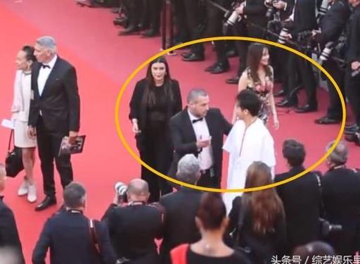 李玉刚走红毯被驱赶 李玉刚走红毯被驱赶