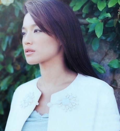 舒淇晒美食遭调侃：一桌美食摆拍or真吃,舒淇年轻时的照片