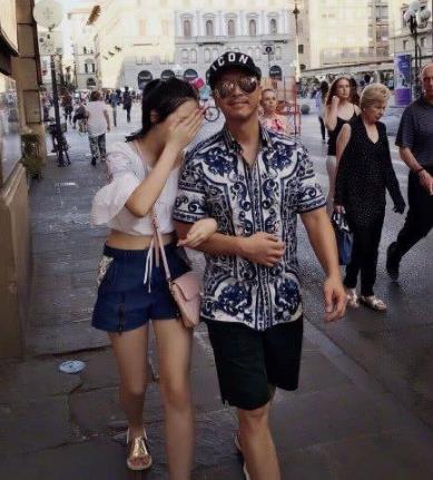 甄子丹女儿成美少女:亭亭玉立美少女,甄子丹女儿近照 甄子丹女儿成美少女:亭亭玉立美少女,甄子丹女儿近照