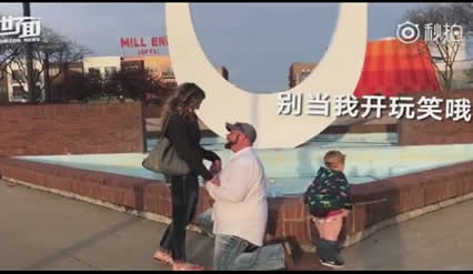 妈妈被求婚儿子抢镜:现场气氛尴尬,求婚表白词大全 妈妈被求婚儿子抢镜:现场气氛尴尬,求婚表白词大全