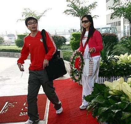 张靓颖绯闻男友曝光:张靓颖深夜牵手帅哥,张靓颖绯闻男友盘点 张靓颖绯闻男友曝光:张靓颖深夜牵手帅哥,张靓颖绯闻男友盘点