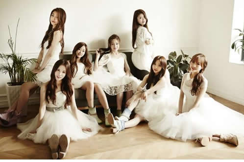 女偶像双腿瘫软：韩国女团LOVELYZ成员资料加图片