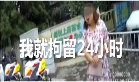 女子当众脱裤子：怎么回事惊呆围观市民,那些奇葩事大盘点