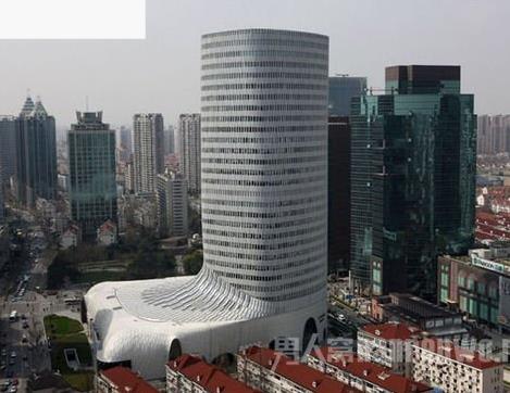 重庆现最苗条电梯：奇葩的最苗条电梯,奇葩建筑盘点