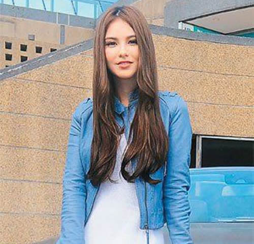 昆凌收工晒美照：靓丽有实力,昆凌资料简介及生活照