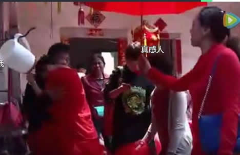 女儿出嫁当天:娘家感人的一幕,感动的出嫁祝福话语 女儿出嫁当天:娘家感人的一幕,感动的出嫁祝福话语