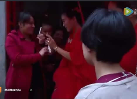 女儿出嫁当天:娘家感人的一幕,感动的出嫁祝福话语 女儿出嫁当天:娘家感人的一幕,感动的出嫁祝福话语