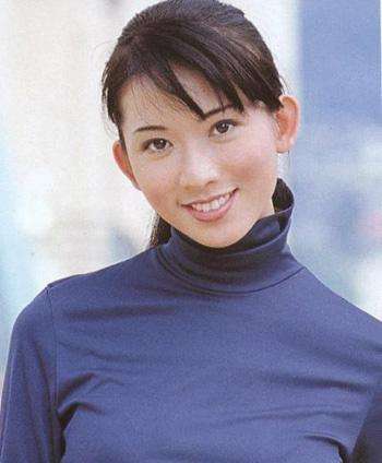 林志玲真的老了：笑容甜美面部臃肿,林志玲年轻照片