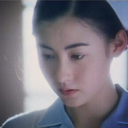 张柏芝斜披长卷发：张柏芝气质优雅,张柏芝资料及图片